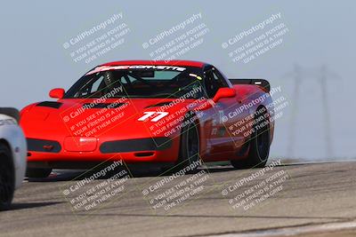media/Oct-26-2025-CalClub SCCA (Sun) [[8ce1e69566]]/Group 4/Grapevine/